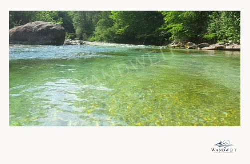 Klarer Bergfluss – Fotoprint